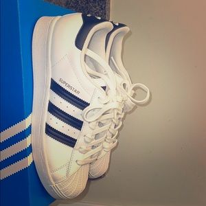 Adidas Youth Kids size 5